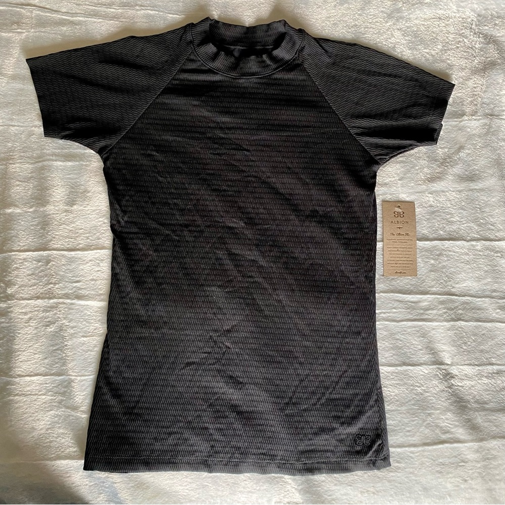 Albion Fit Black Crepe Short Sleeve Rash Guard